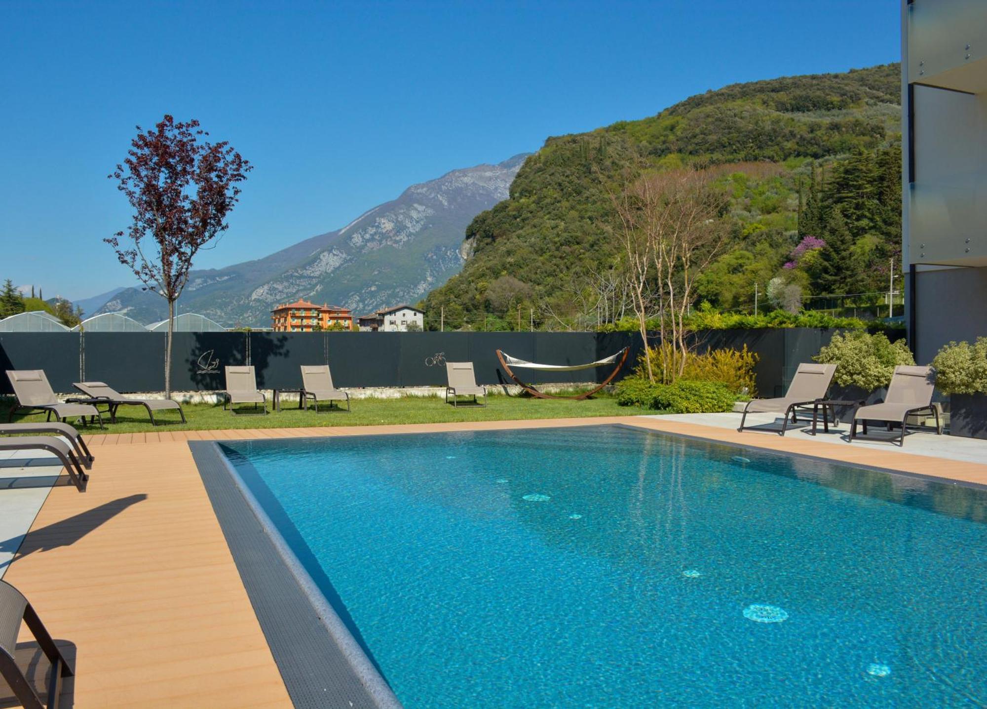 Maffei Apartments - Active Holidays Riva del Garda Extérieur photo
