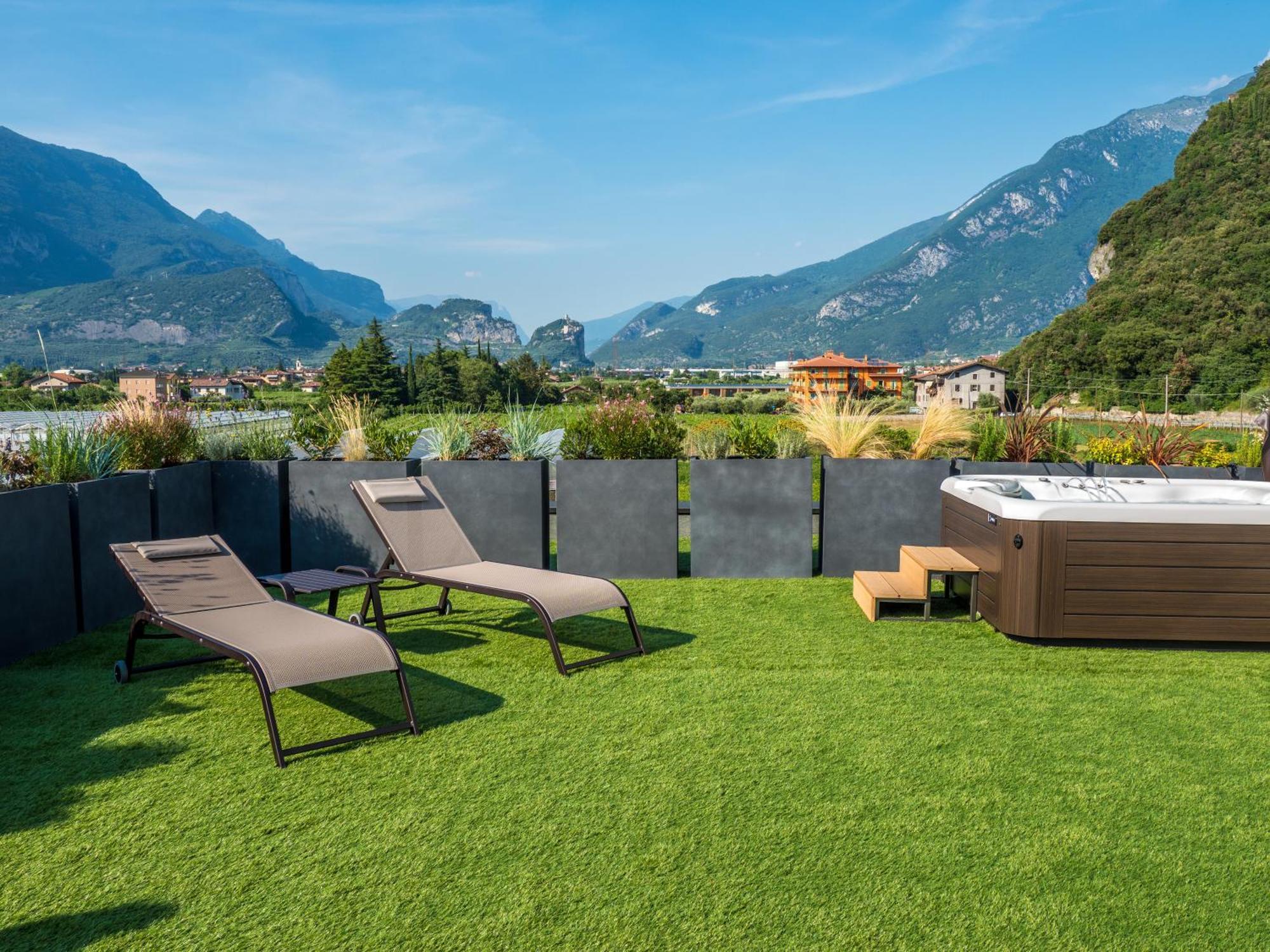 Maffei Apartments - Active Holidays Riva del Garda Extérieur photo